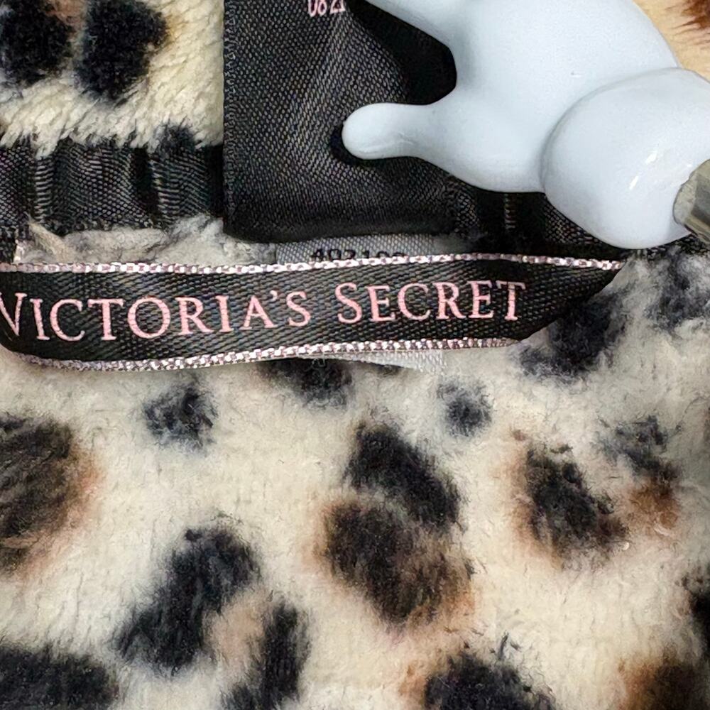 Victoria’s Secret Leopard Plush Robe XS/S Y2K Mob Wife Belted Bathrobe - Picture 6 of 10